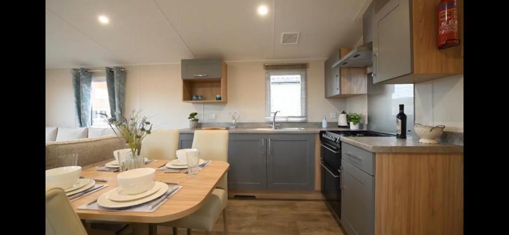 Ultimate Serene Getaway East Mersea Exterior foto